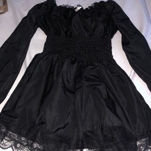 black dress super cute comfy and flowy